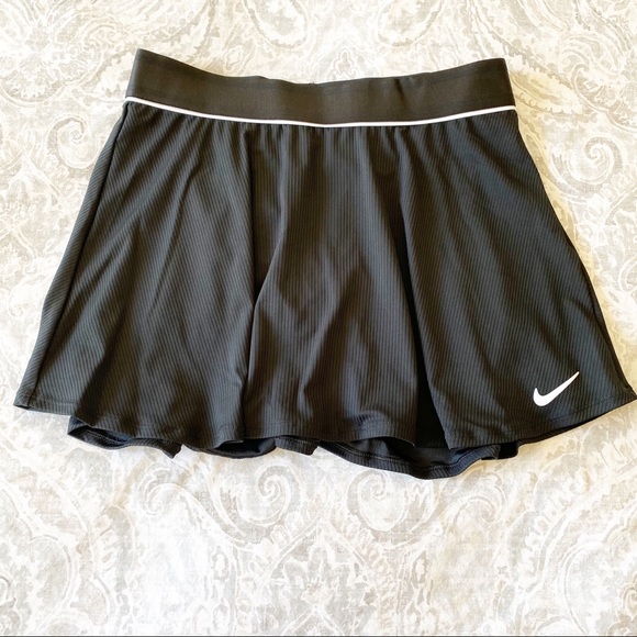 NIKE Tennis Skort Black White Medium Tall NWT - Picture 2 of 10